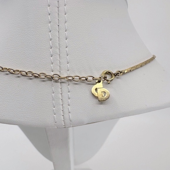 Christian Dior Pearl Necklace - Picture 3 of 5